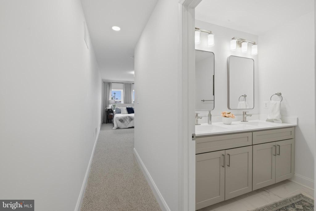 107 FULTON AVENUE S