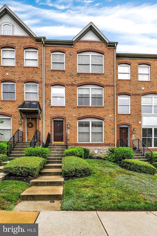 2090 CLIPPER PARK ROAD