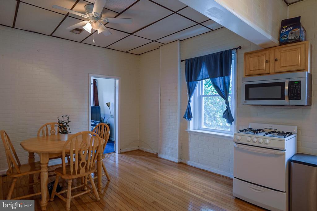 1501 LIGHT STREET Unit: 2ND FLOOR
