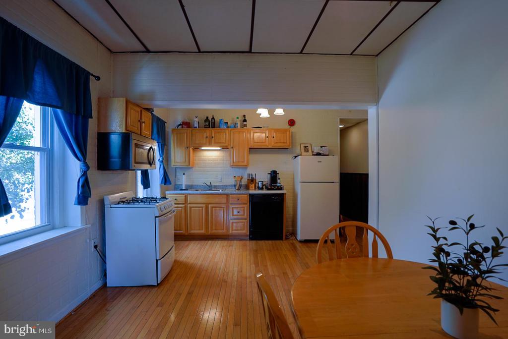 1501 LIGHT STREET Unit: 2ND FLOOR