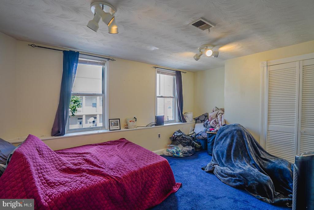 1501 LIGHT STREET Unit: 2ND FLOOR