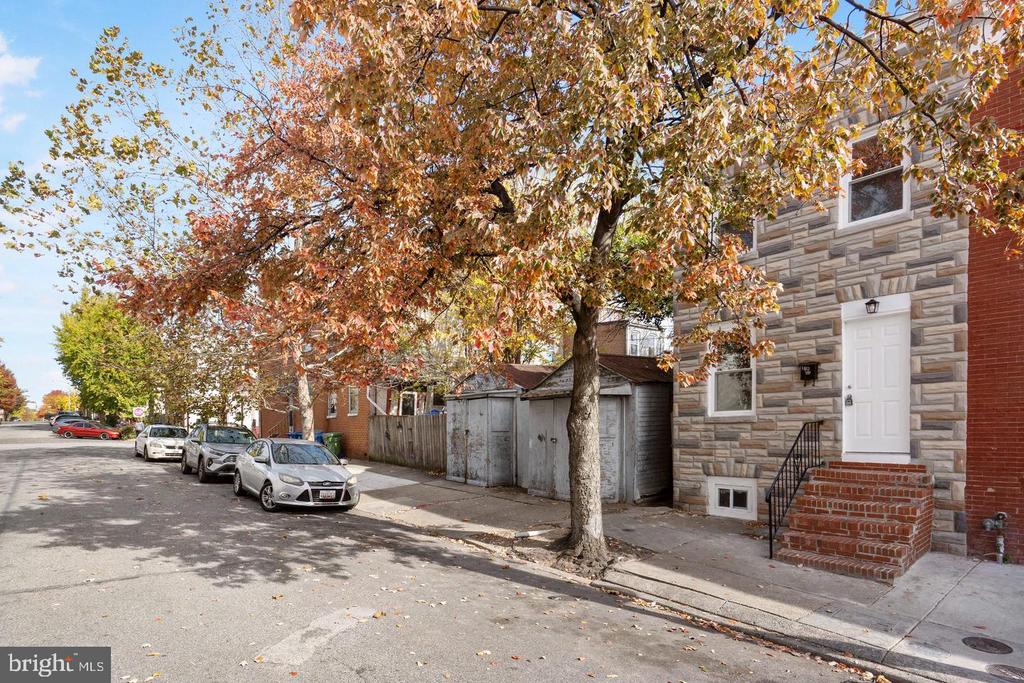 105 CARROLLTON AVENUE