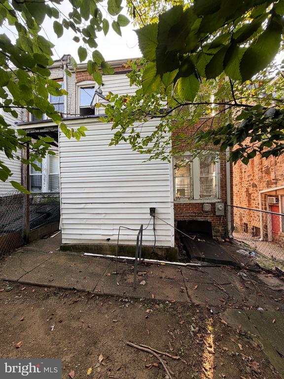 600 N GRANTLEY STREET