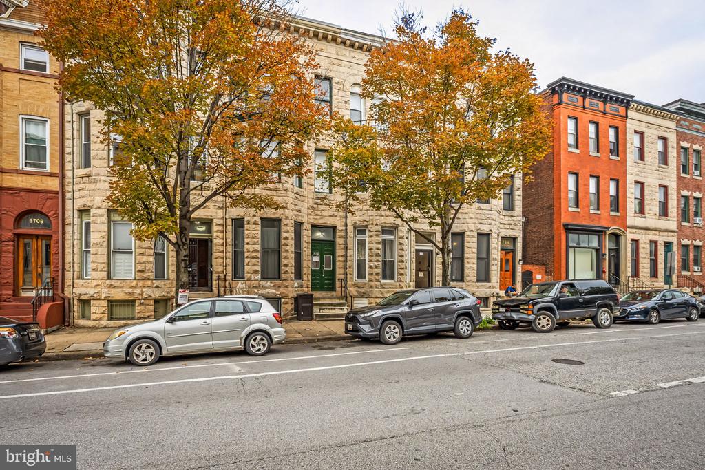1710 SAINT PAUL STREET