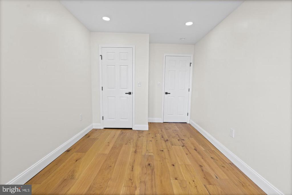 2530 HARLEM AVENUE