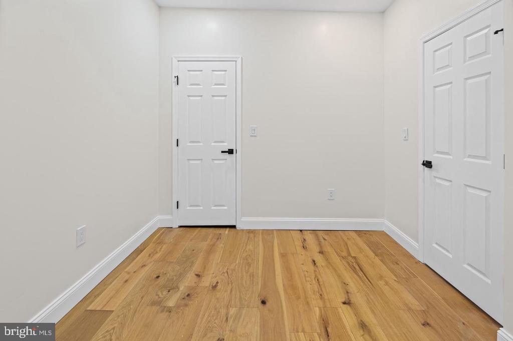 2530 HARLEM AVENUE