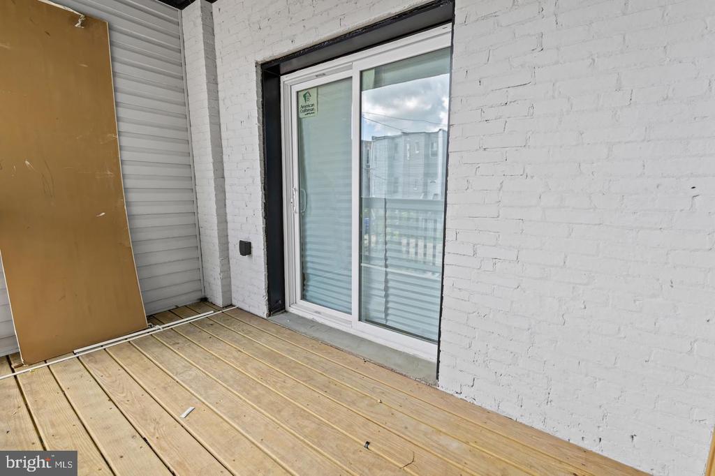 2530 HARLEM AVENUE