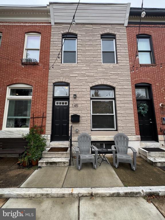 145 N KENWOOD AVENUE