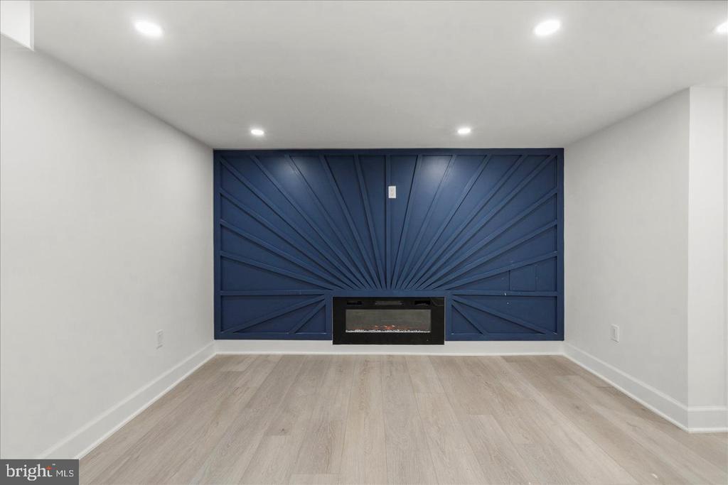 4307 MIAMI PLACE
