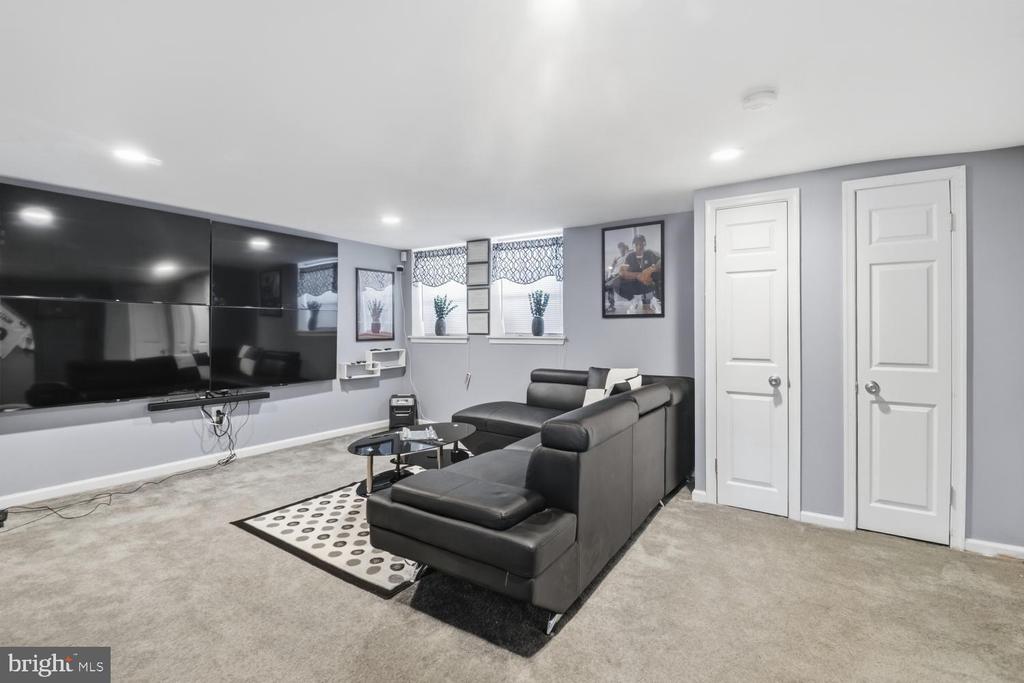 1109 WILDWOOD PARKWAY