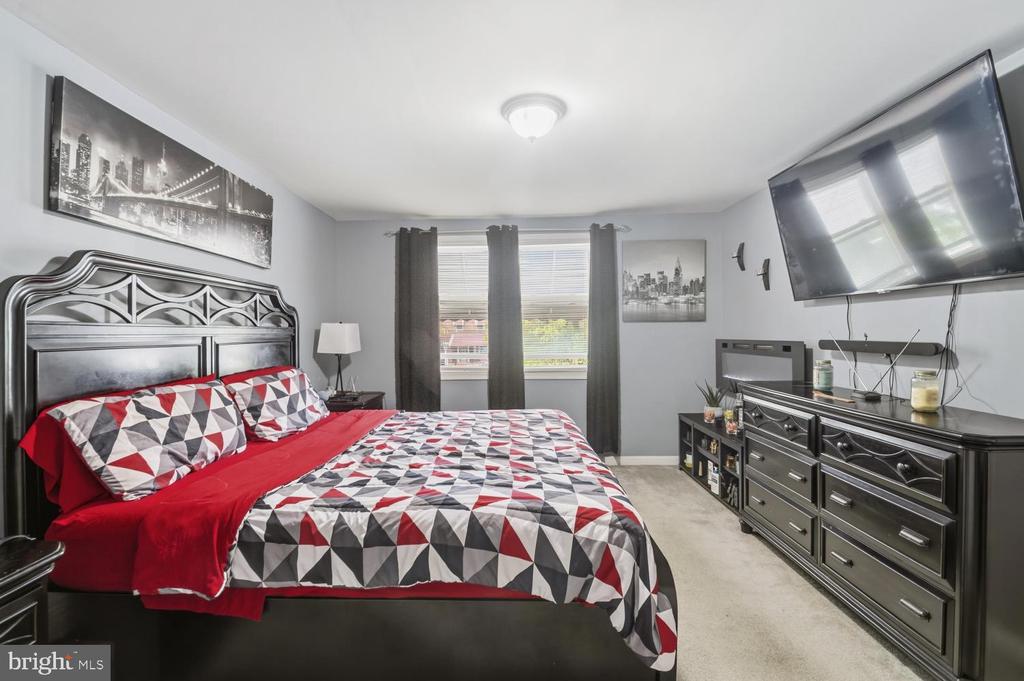 1109 WILDWOOD PARKWAY