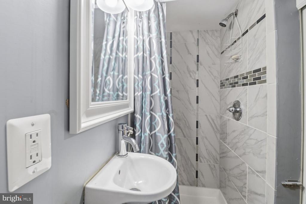 1109 WILDWOOD PARKWAY