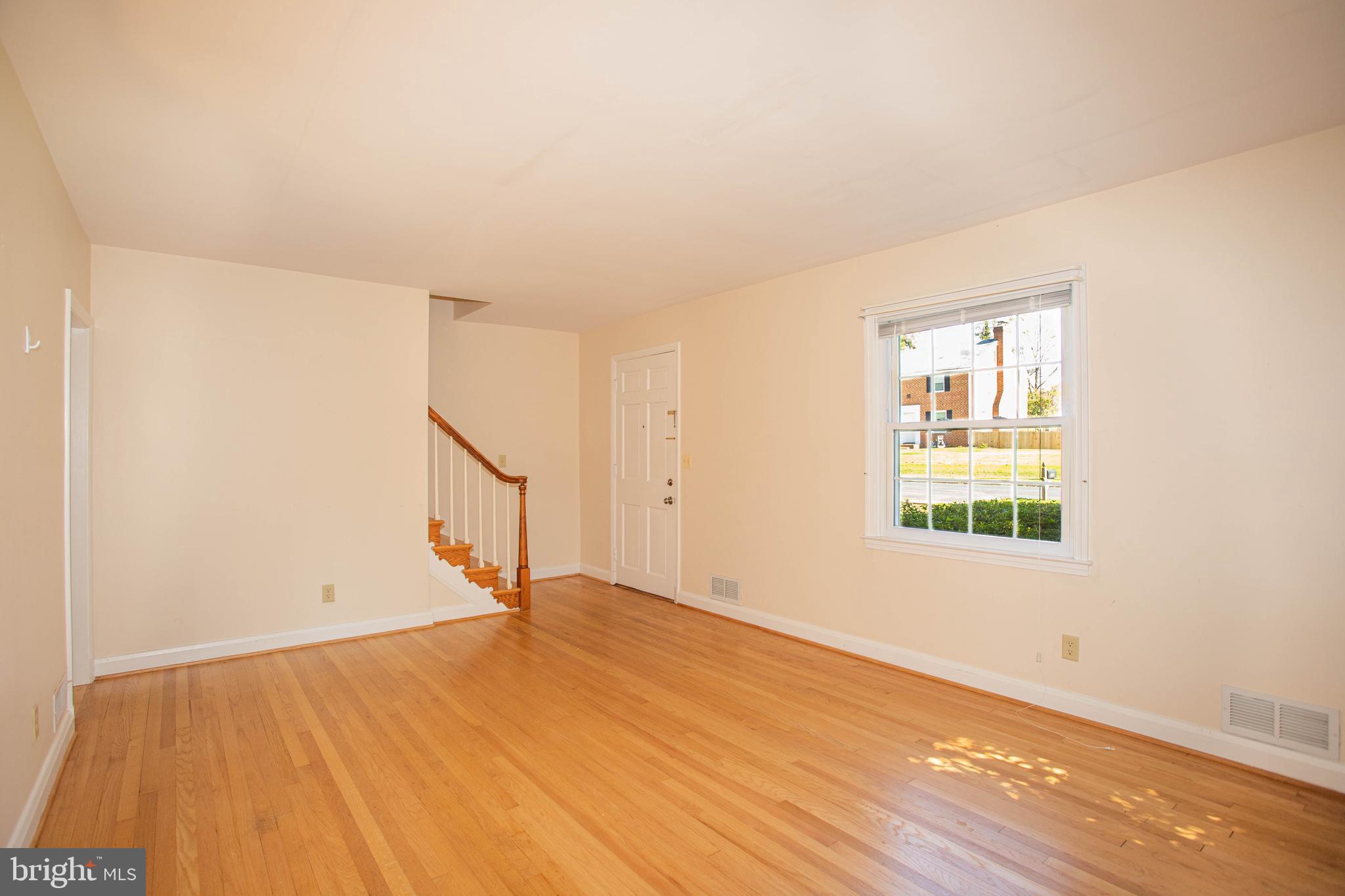 904 LOCUSTVALE ROAD