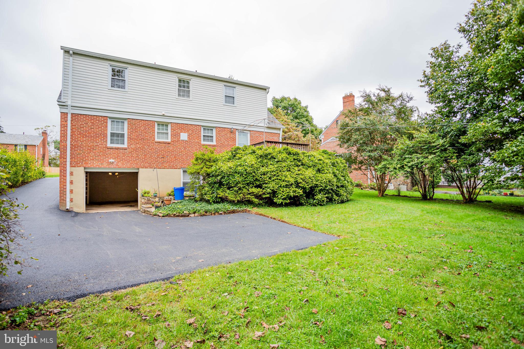 904 LOCUSTVALE ROAD