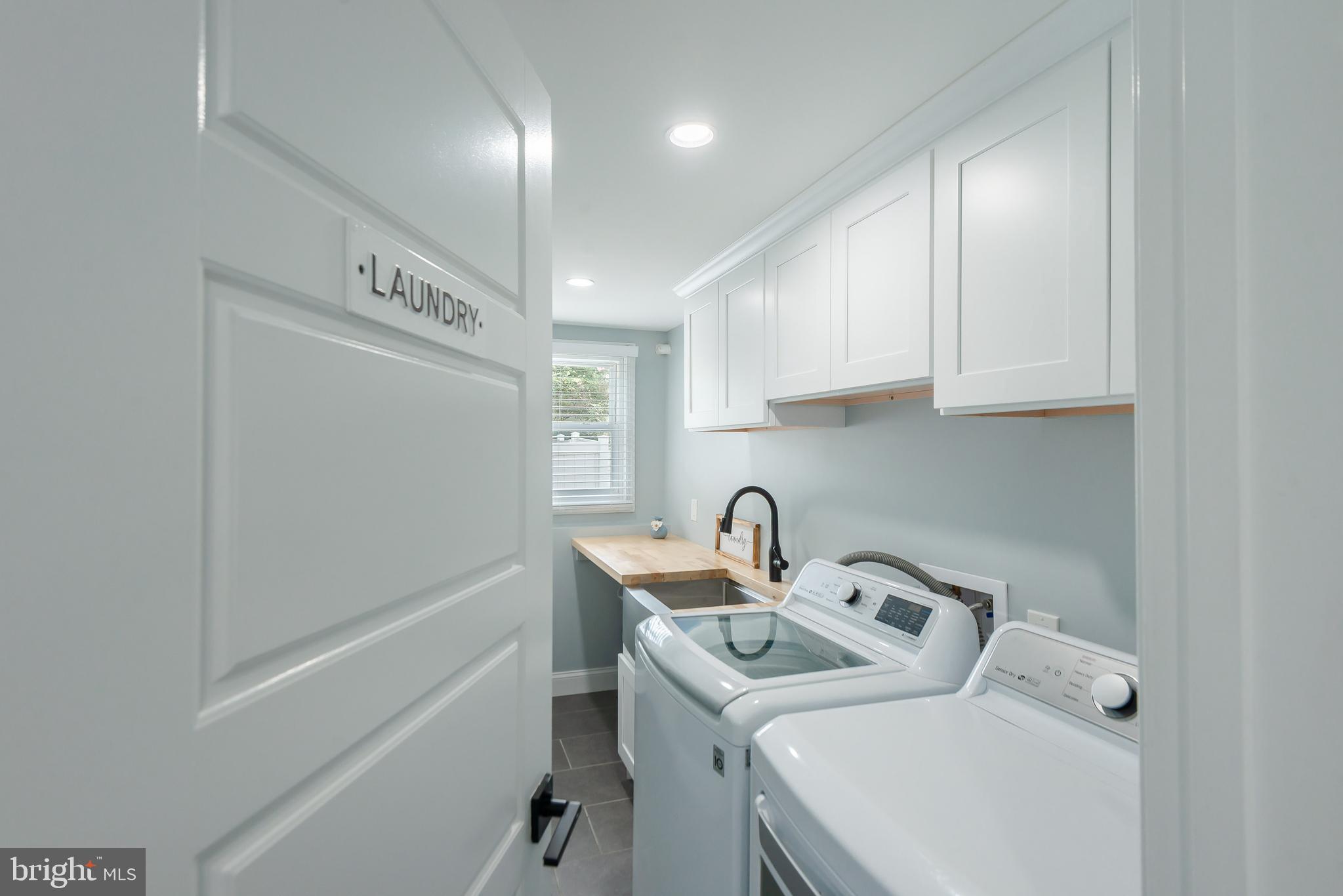 14 RIDGEFIELD ROAD