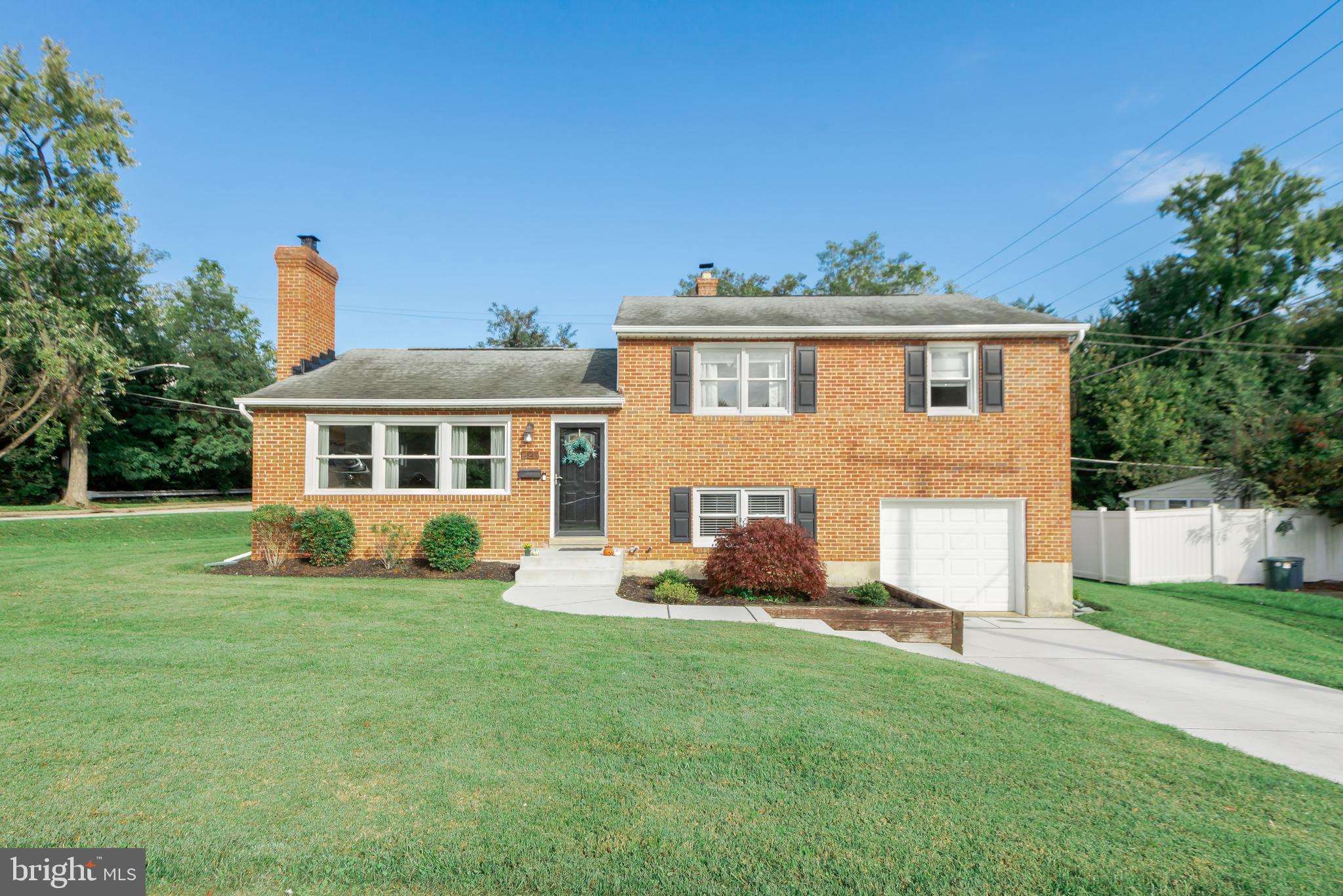 14 RIDGEFIELD ROAD