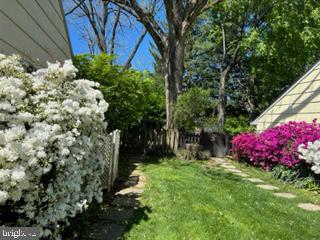 8306 CARRBRIDGE CIRCLE