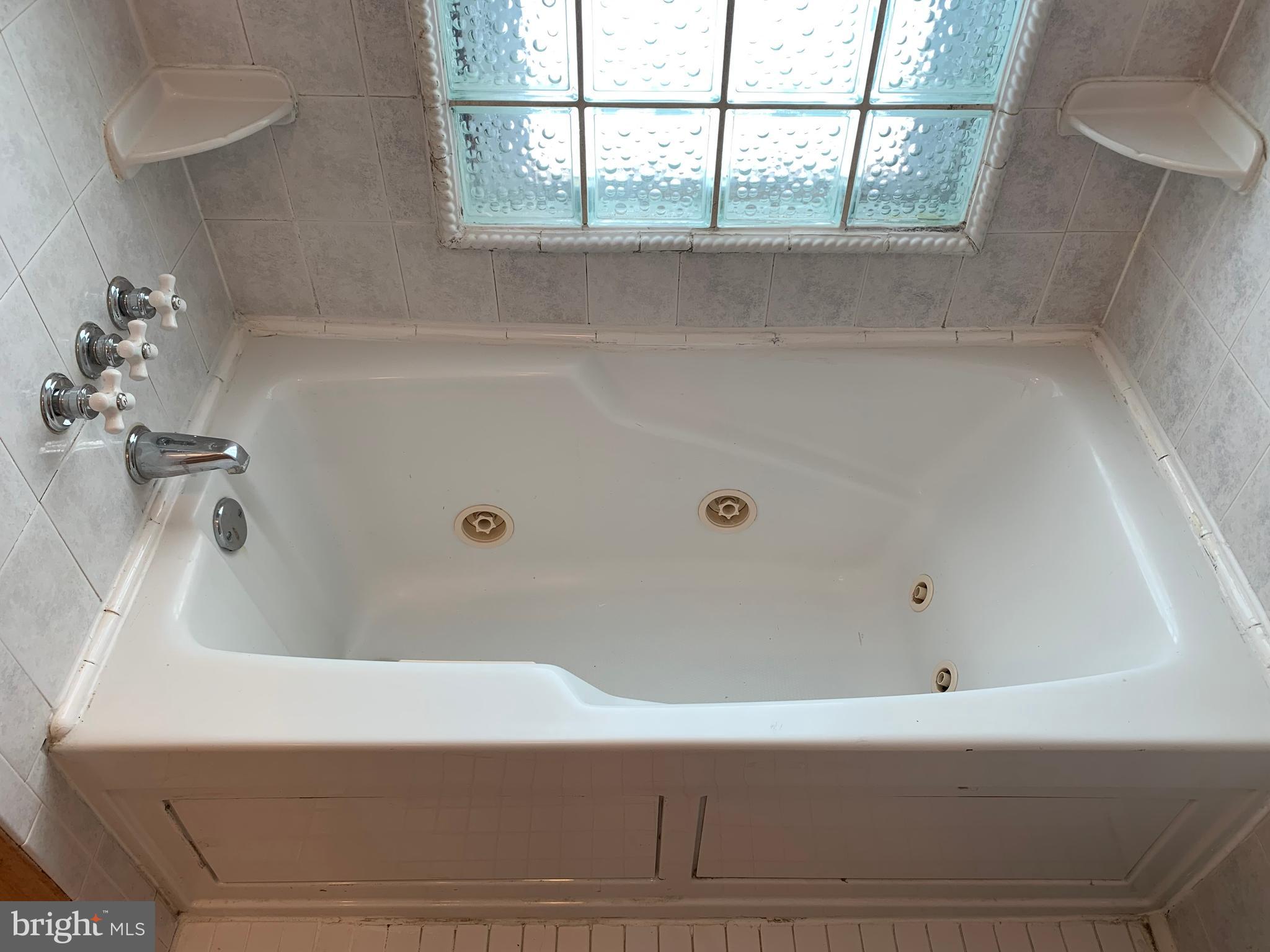 8524 PLEASANT PLAINS ROAD