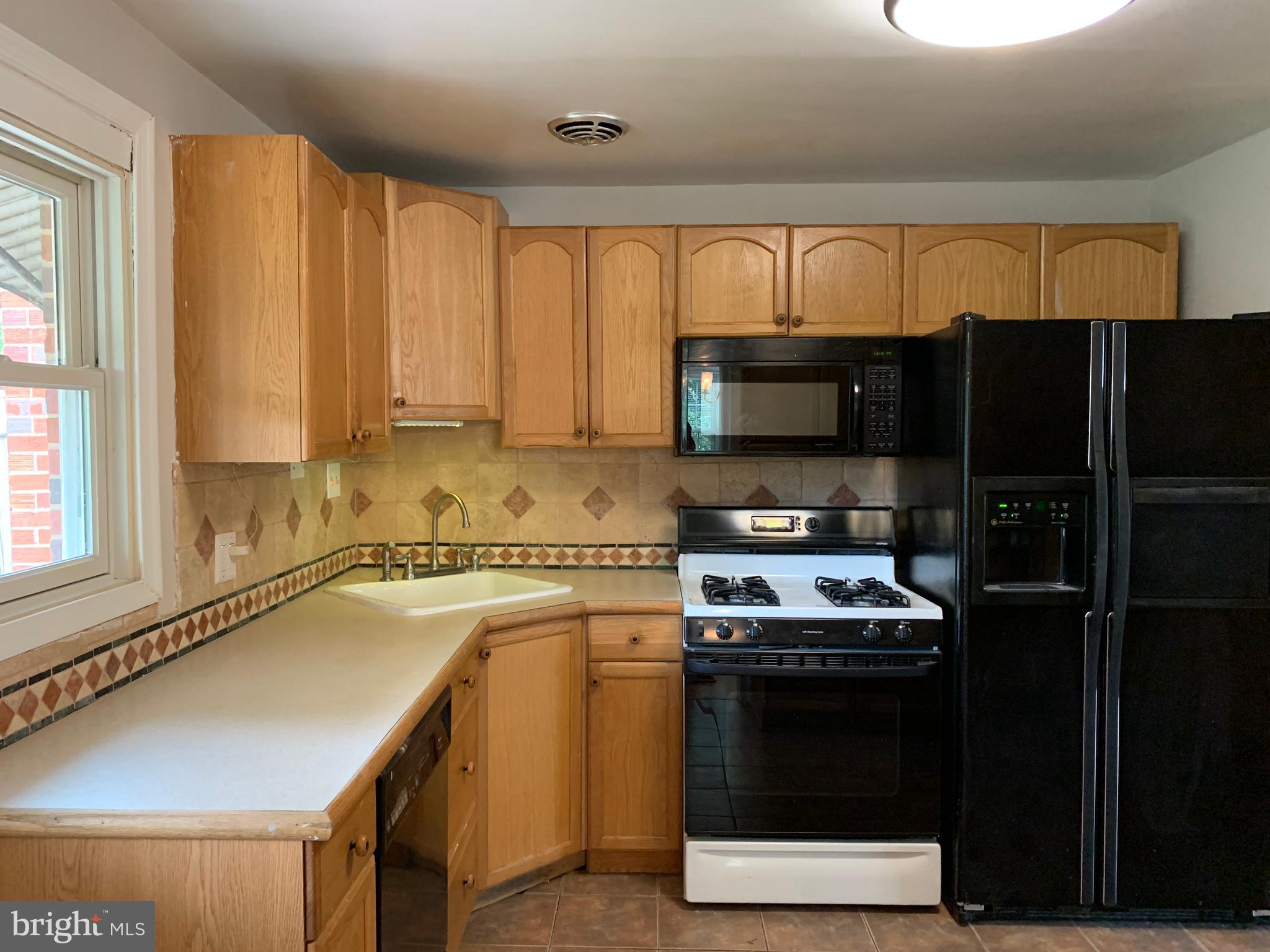 8524 PLEASANT PLAINS ROAD