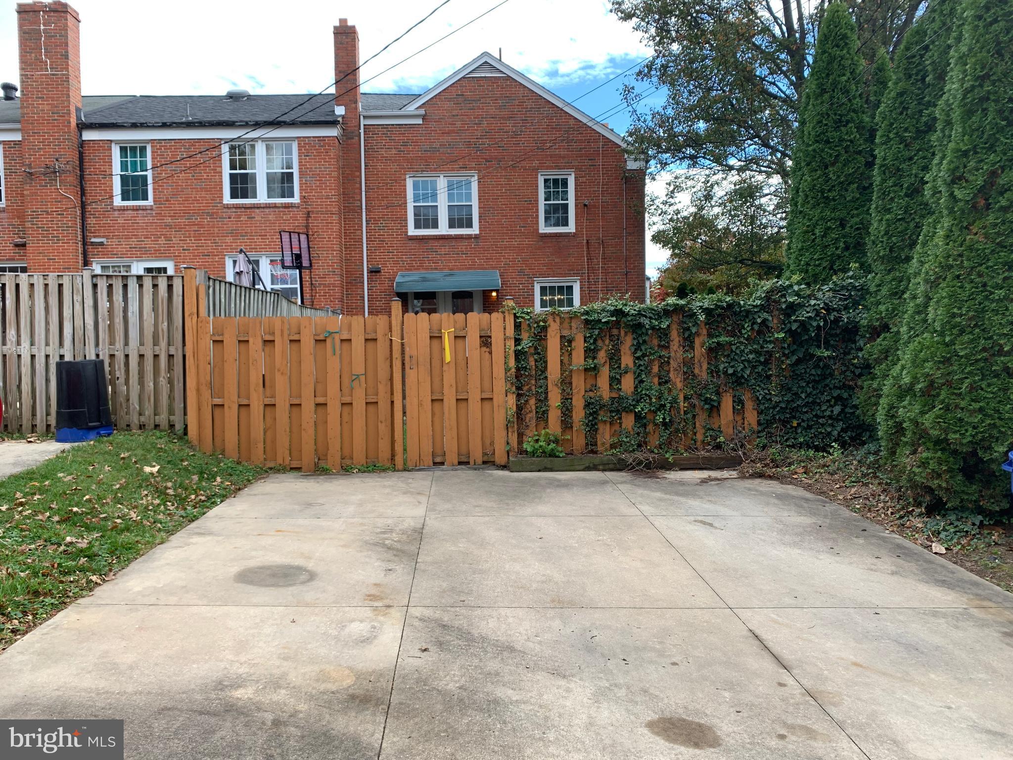 8524 PLEASANT PLAINS ROAD