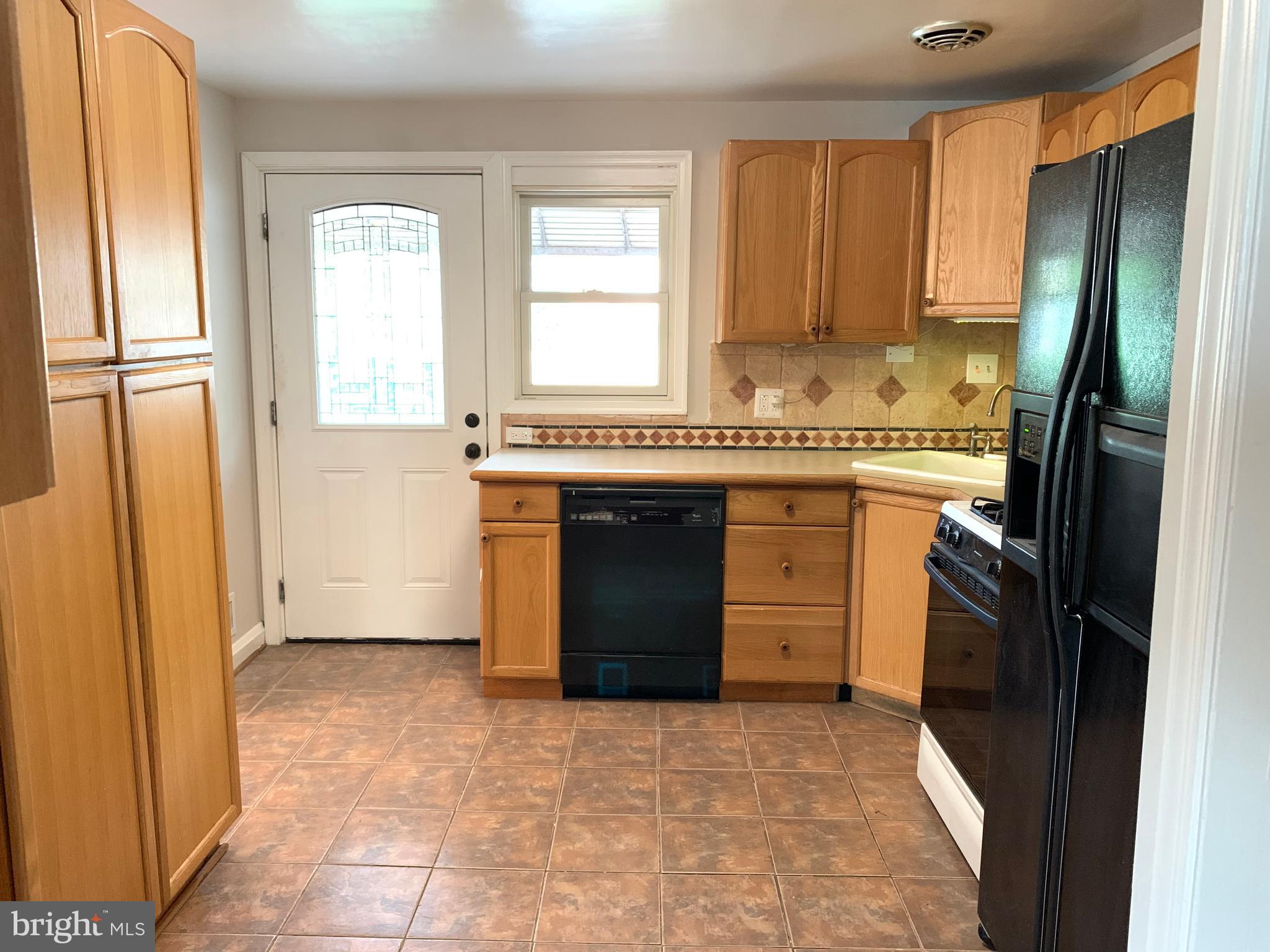 8524 PLEASANT PLAINS ROAD