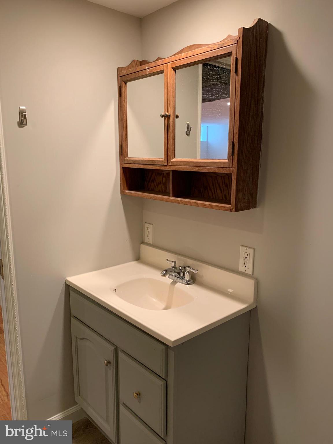 8524 PLEASANT PLAINS ROAD