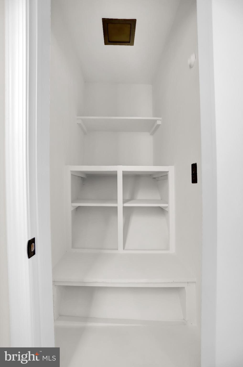 3027 WILLOUGHBY ROAD