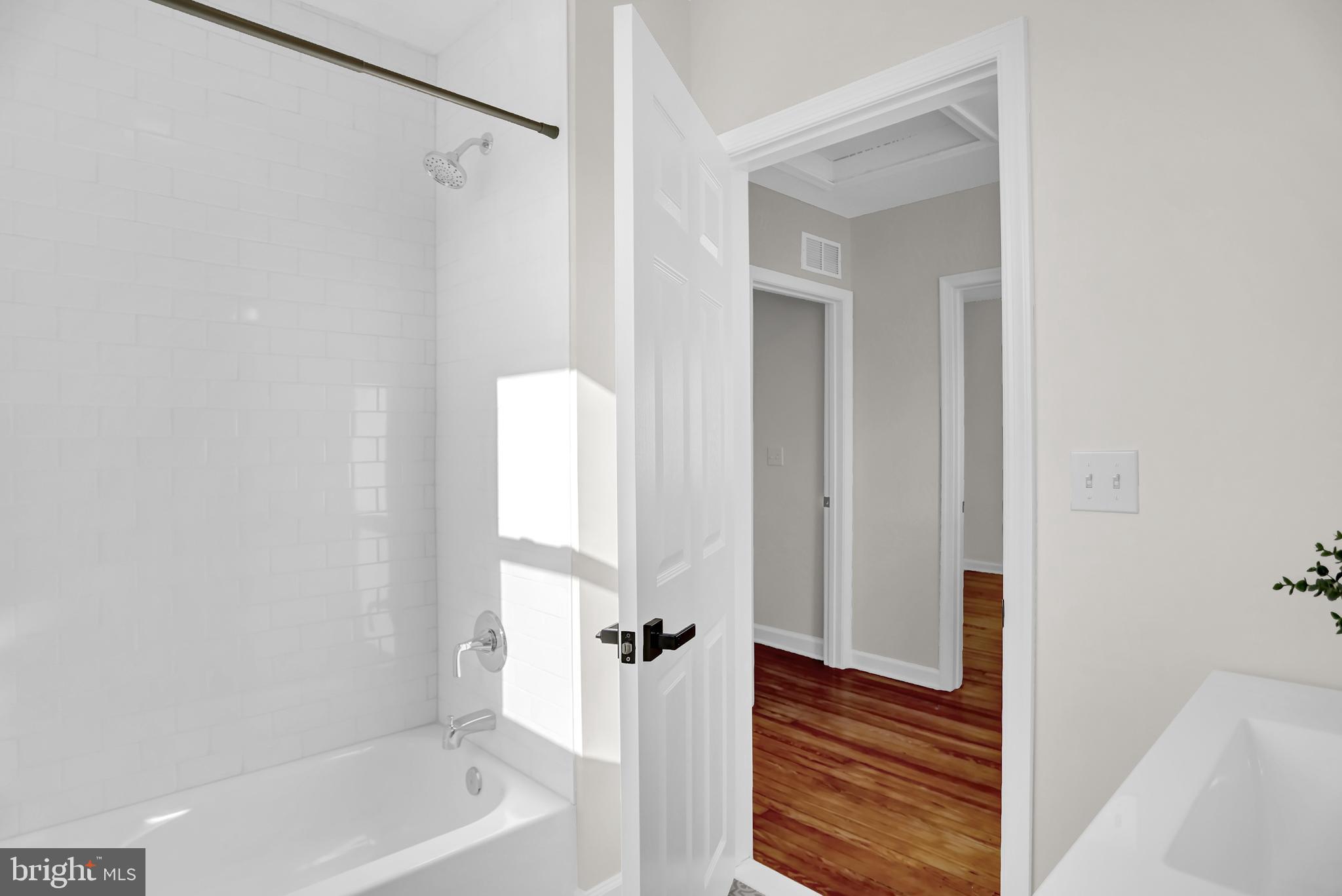 3027 WILLOUGHBY ROAD