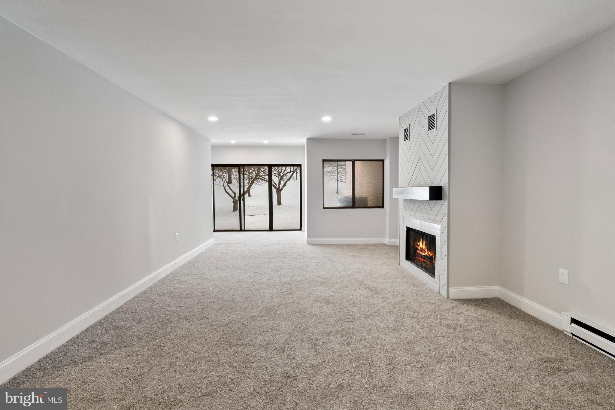 25 MALIBU COURT