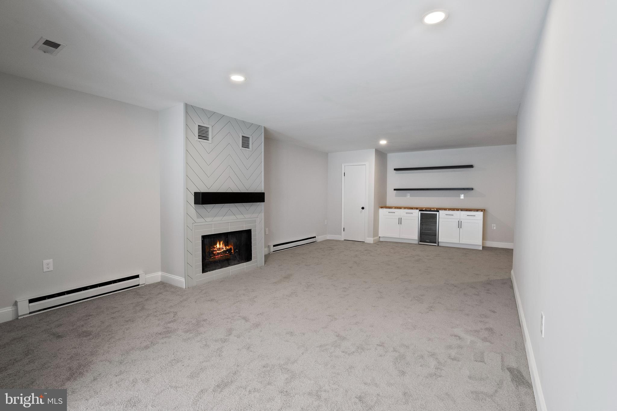 25 MALIBU COURT