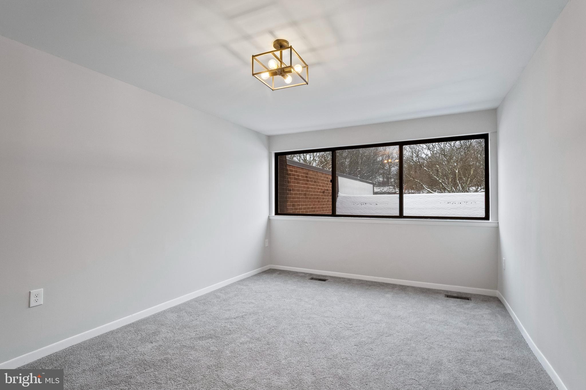25 MALIBU COURT