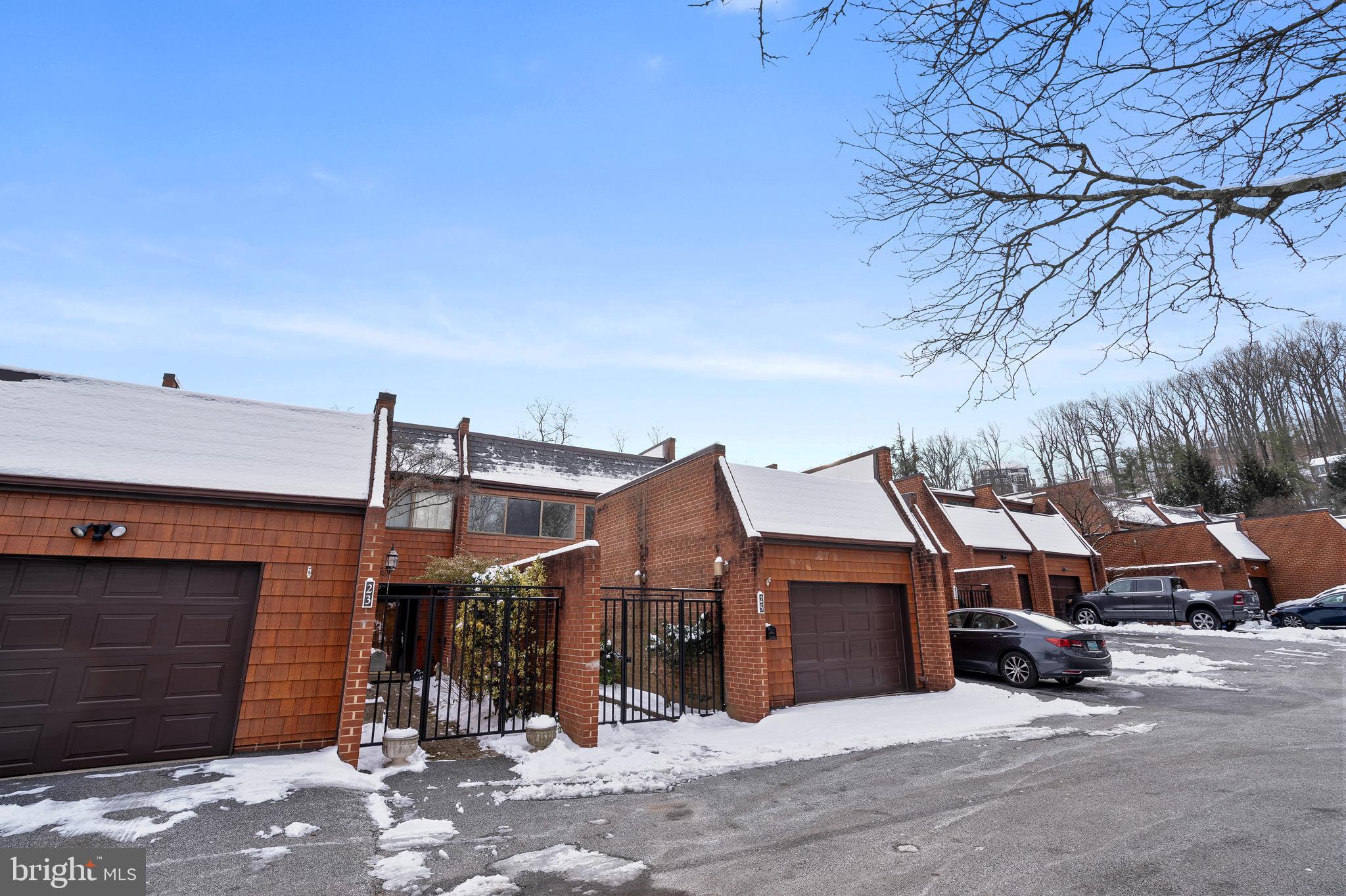 25 MALIBU COURT