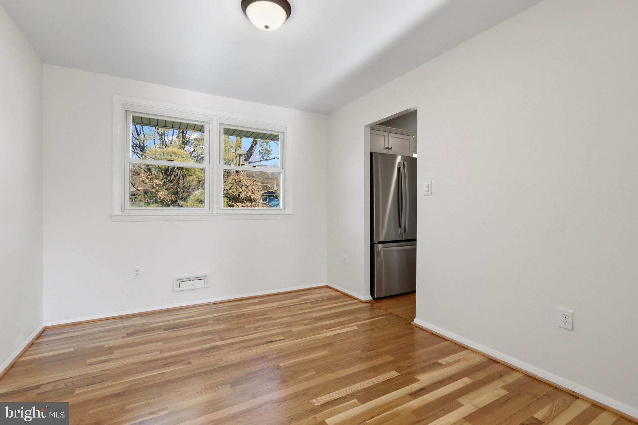 2126 FOUNTAIN HILL DRIVE