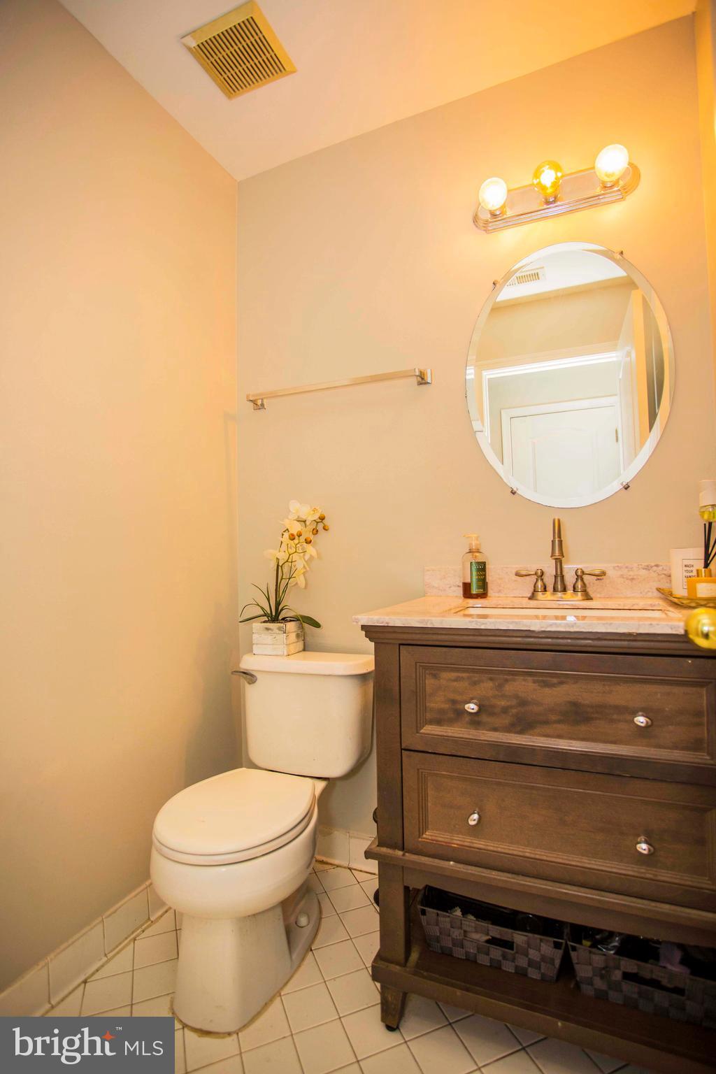 4221 DRESSAGE COURT 4221