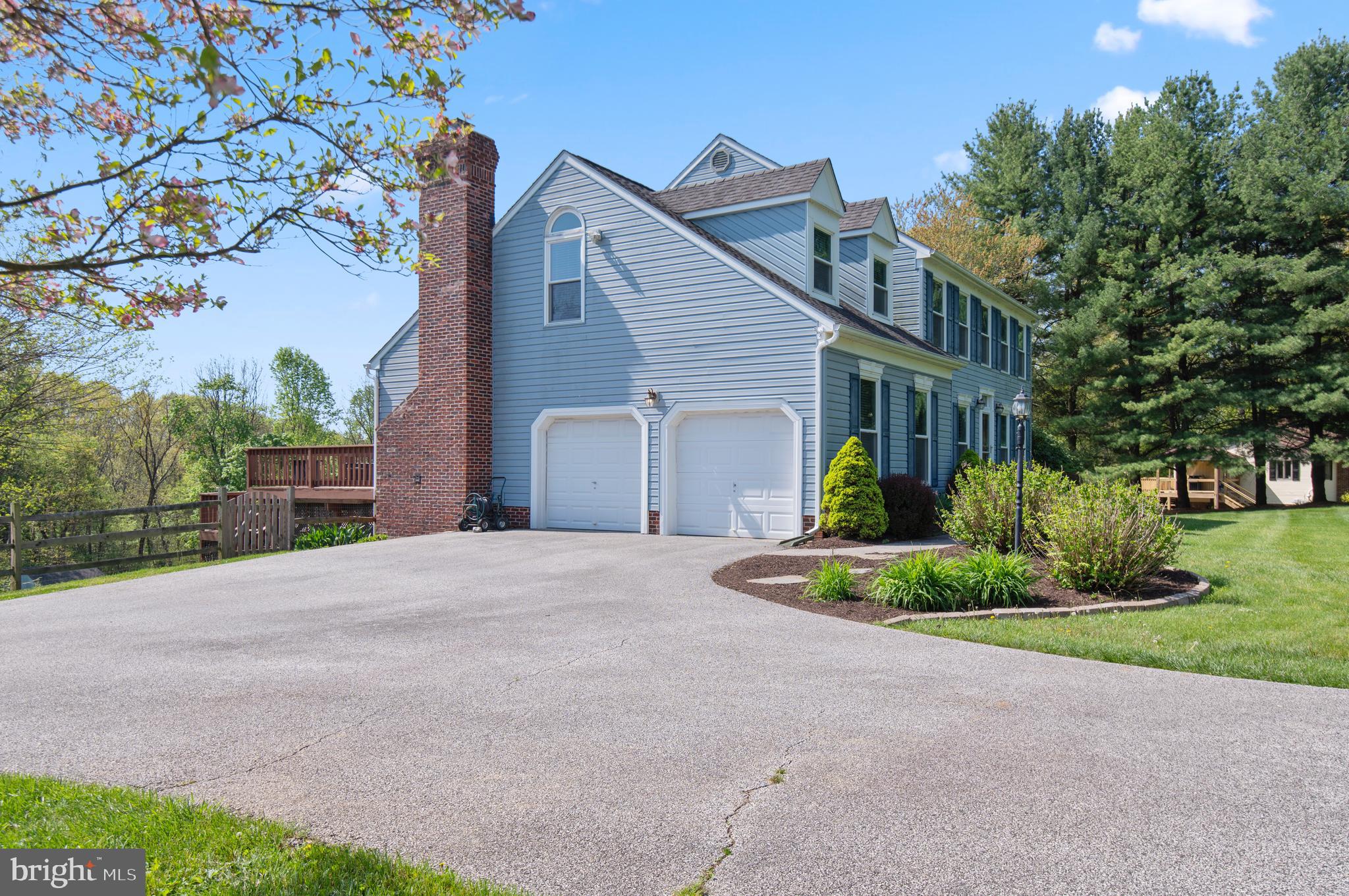 17 ANDREWS COURT