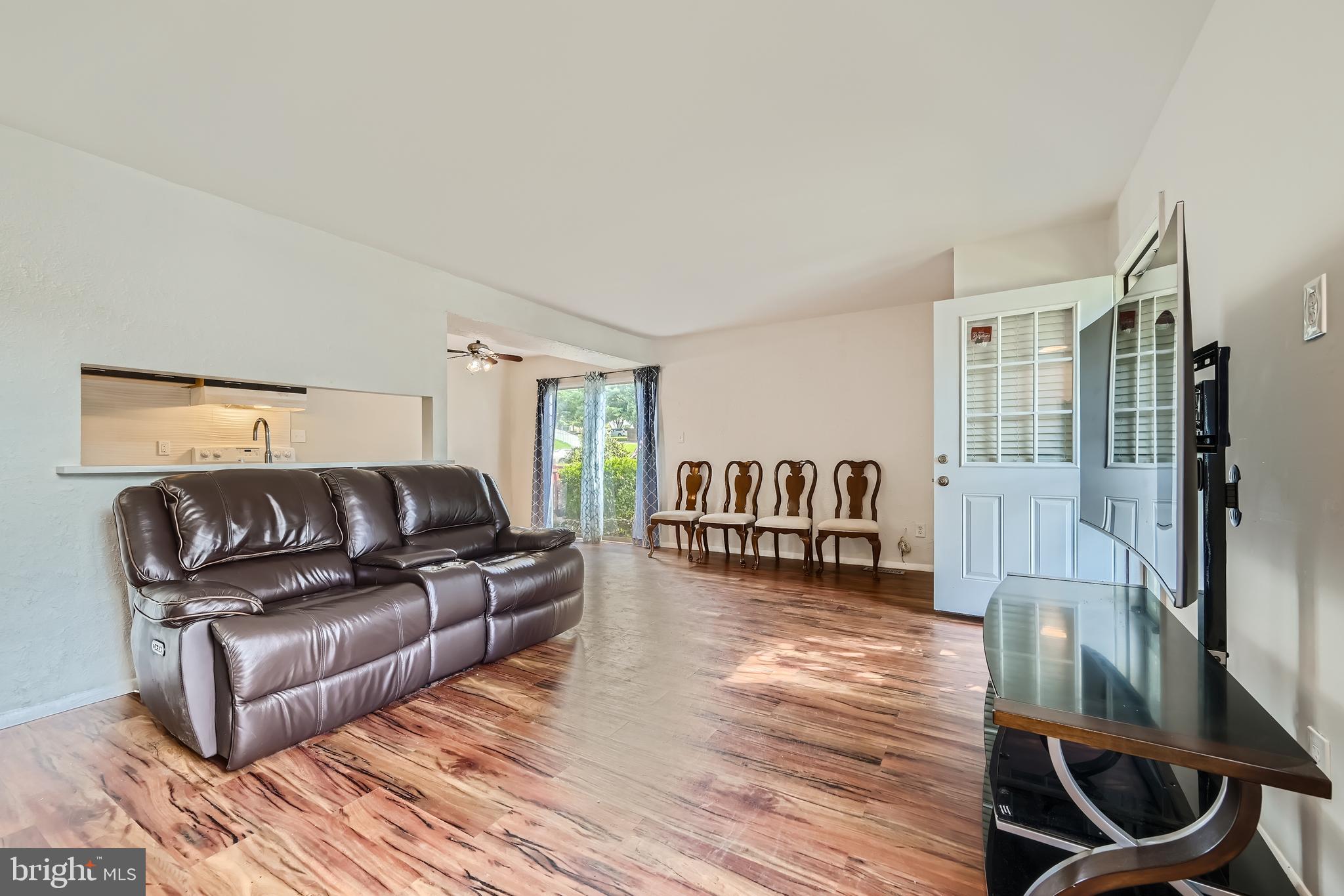 12 DEEPSPRING COURT A