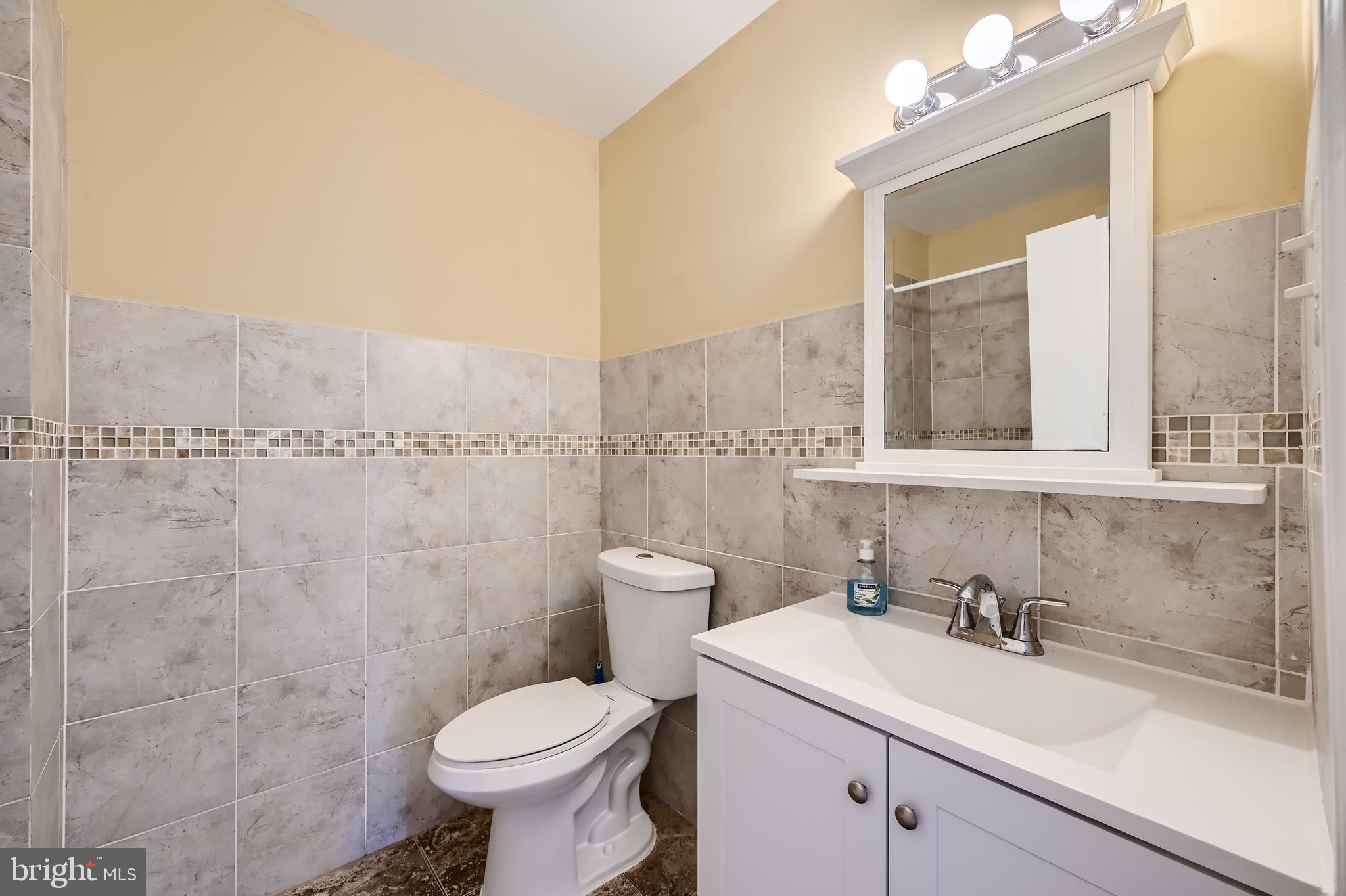 12 DEEPSPRING COURT A