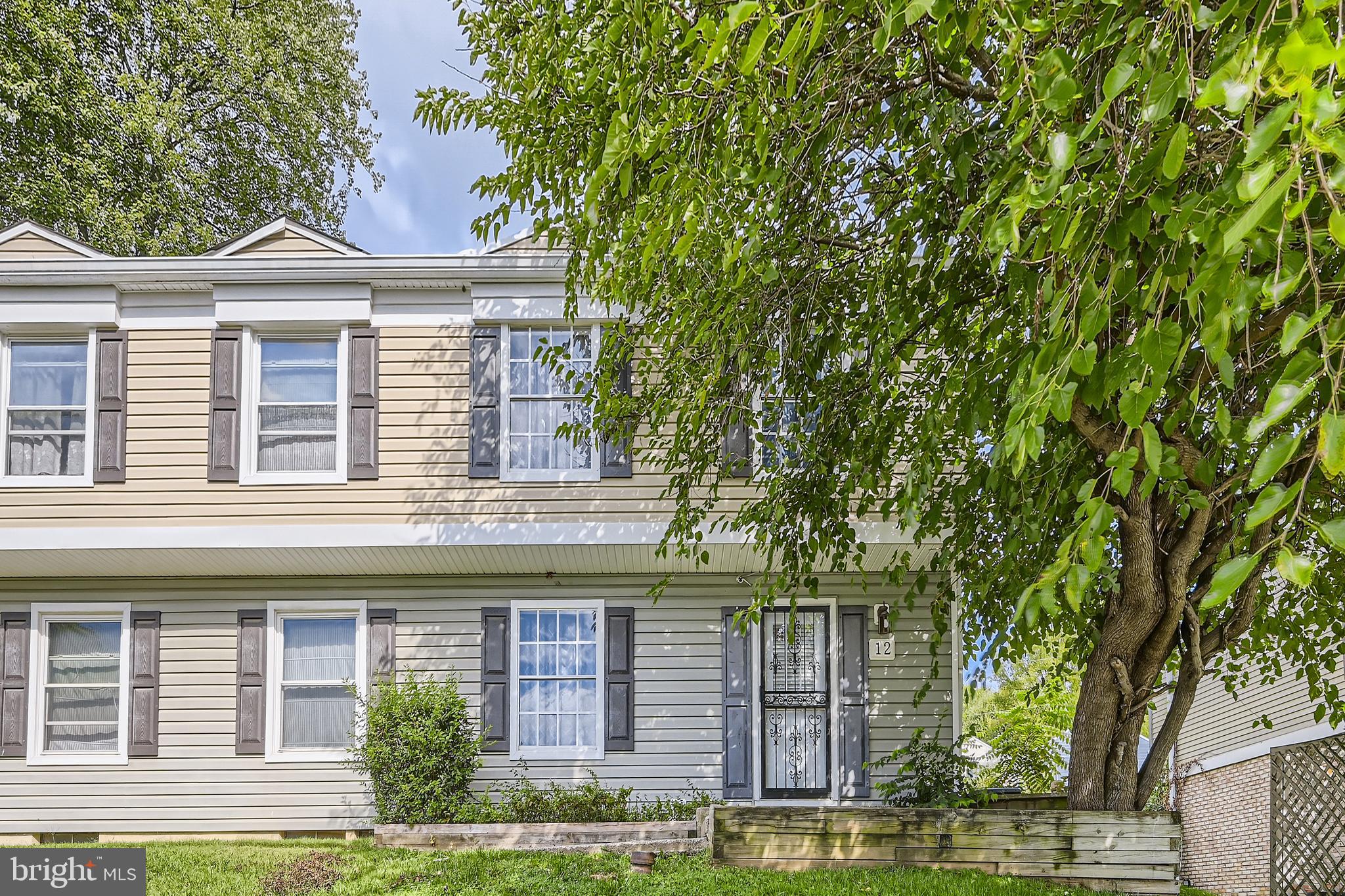 12 DEEPSPRING COURT A