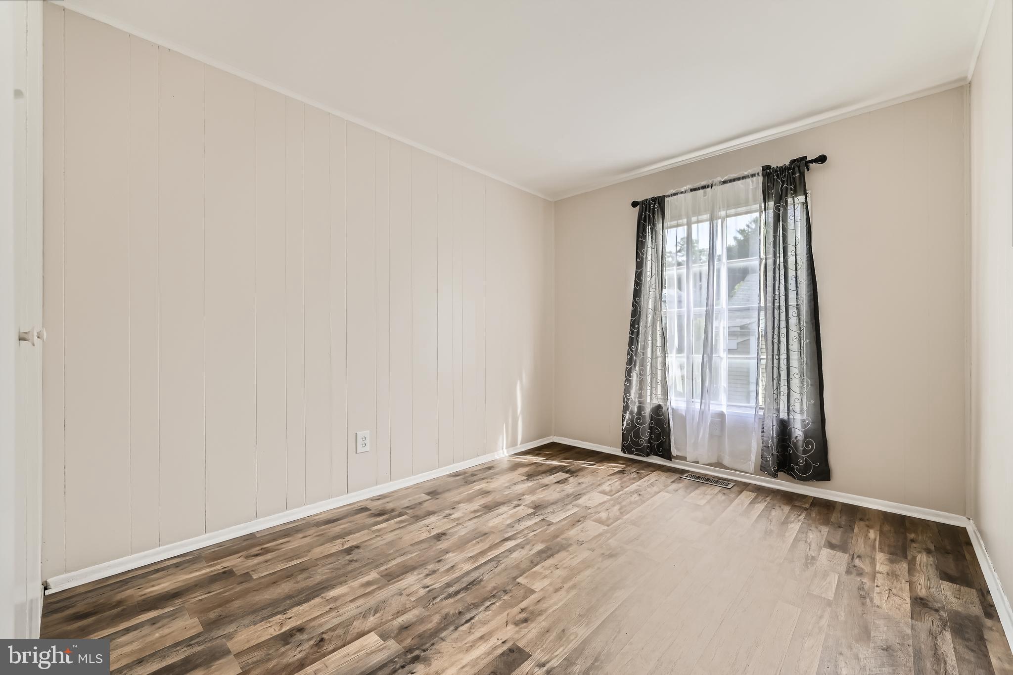 12 DEEPSPRING COURT A