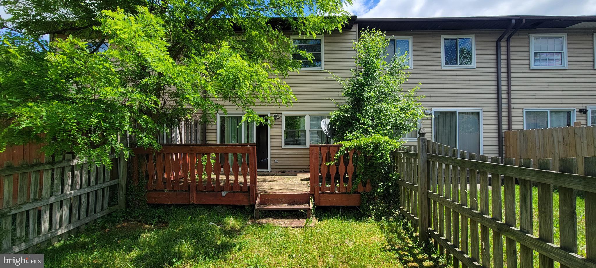 6542 WOODGREEN CIRCLE