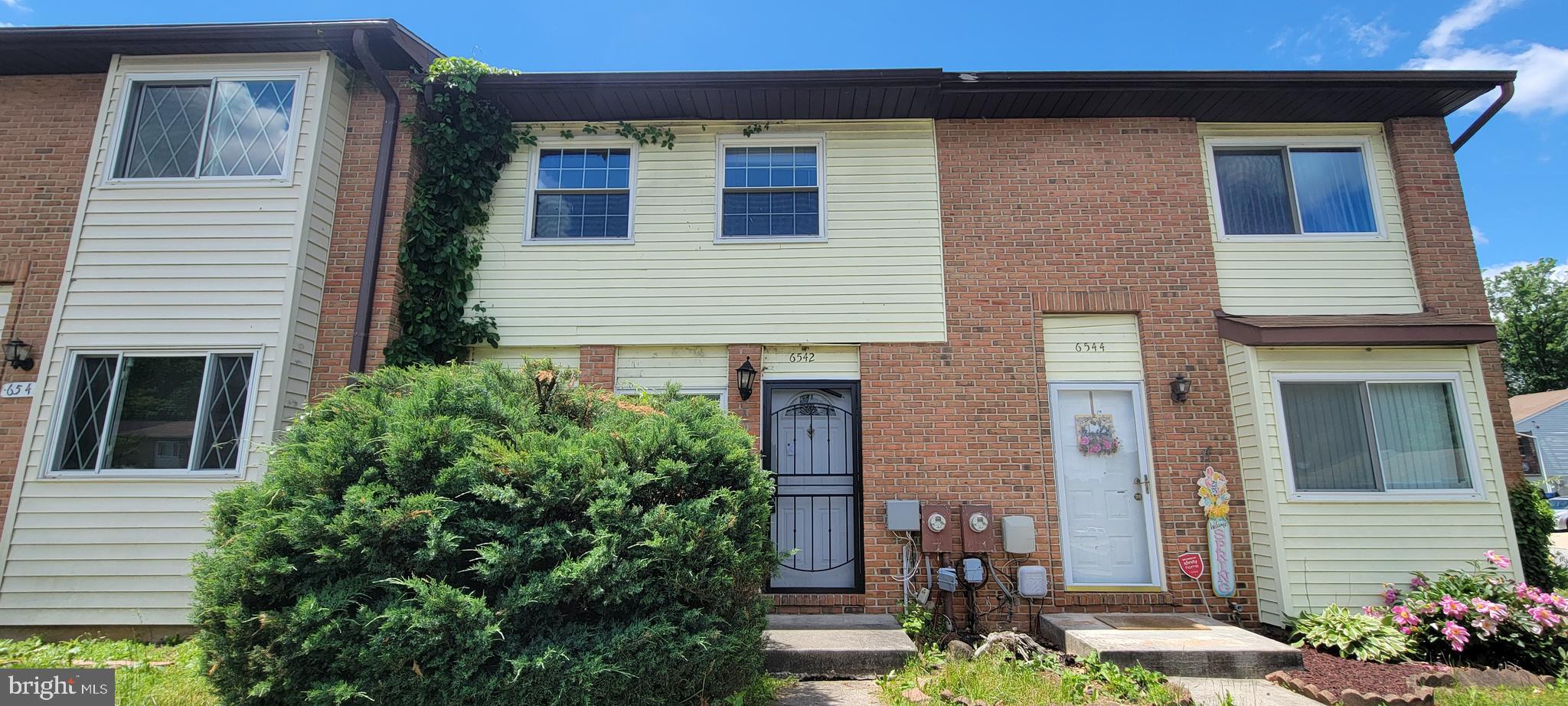 6542 WOODGREEN CIRCLE