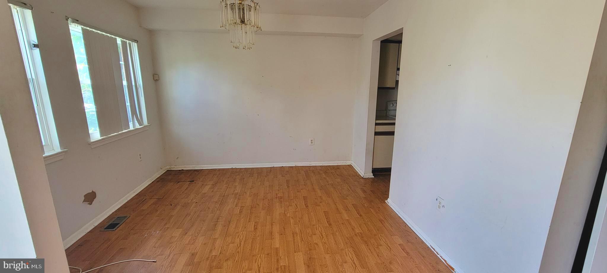 6542 WOODGREEN CIRCLE