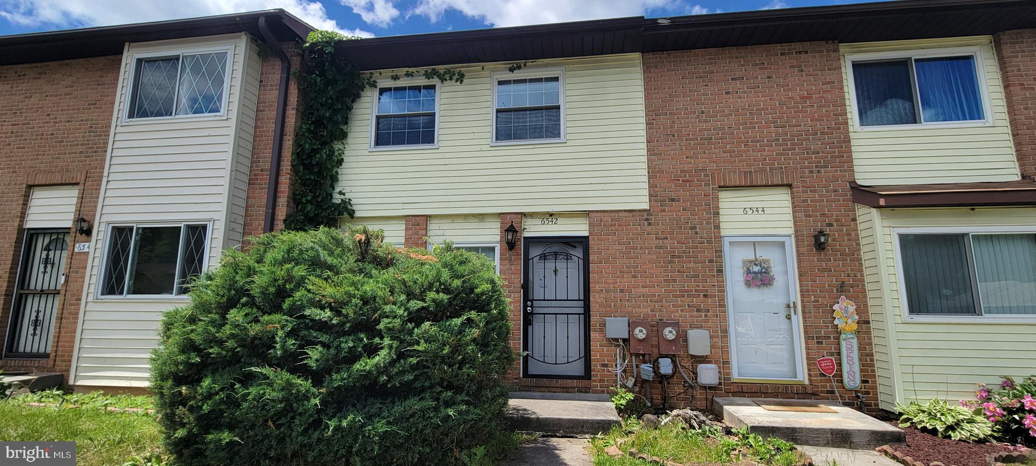 6542 WOODGREEN CIRCLE