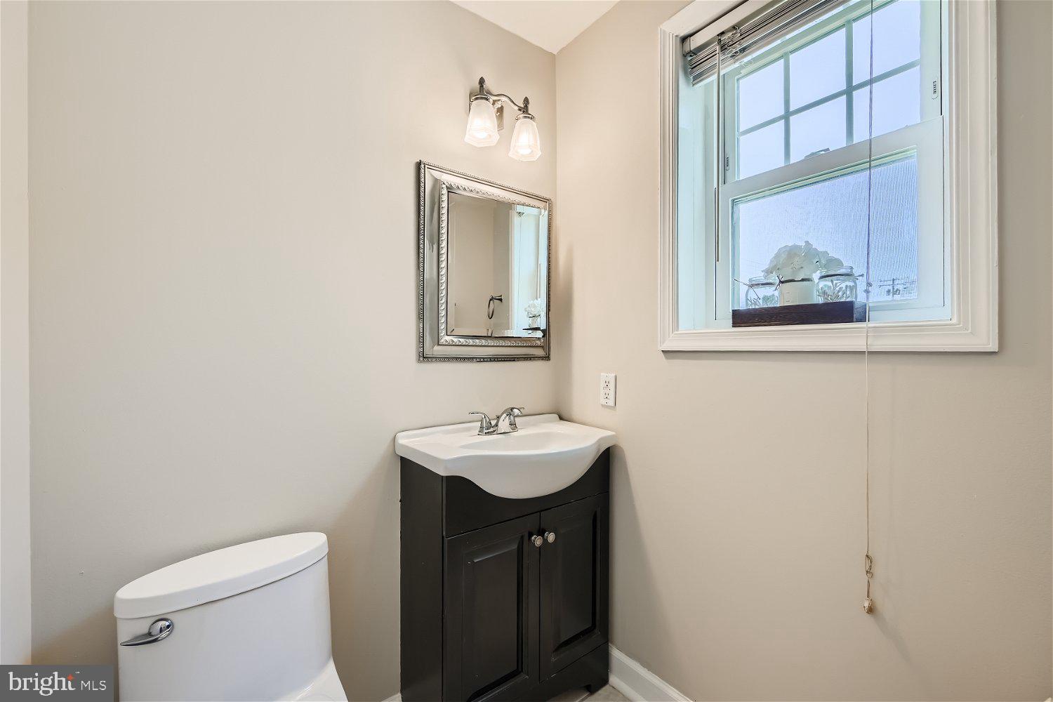 3014 WOODSIDE AVENUE