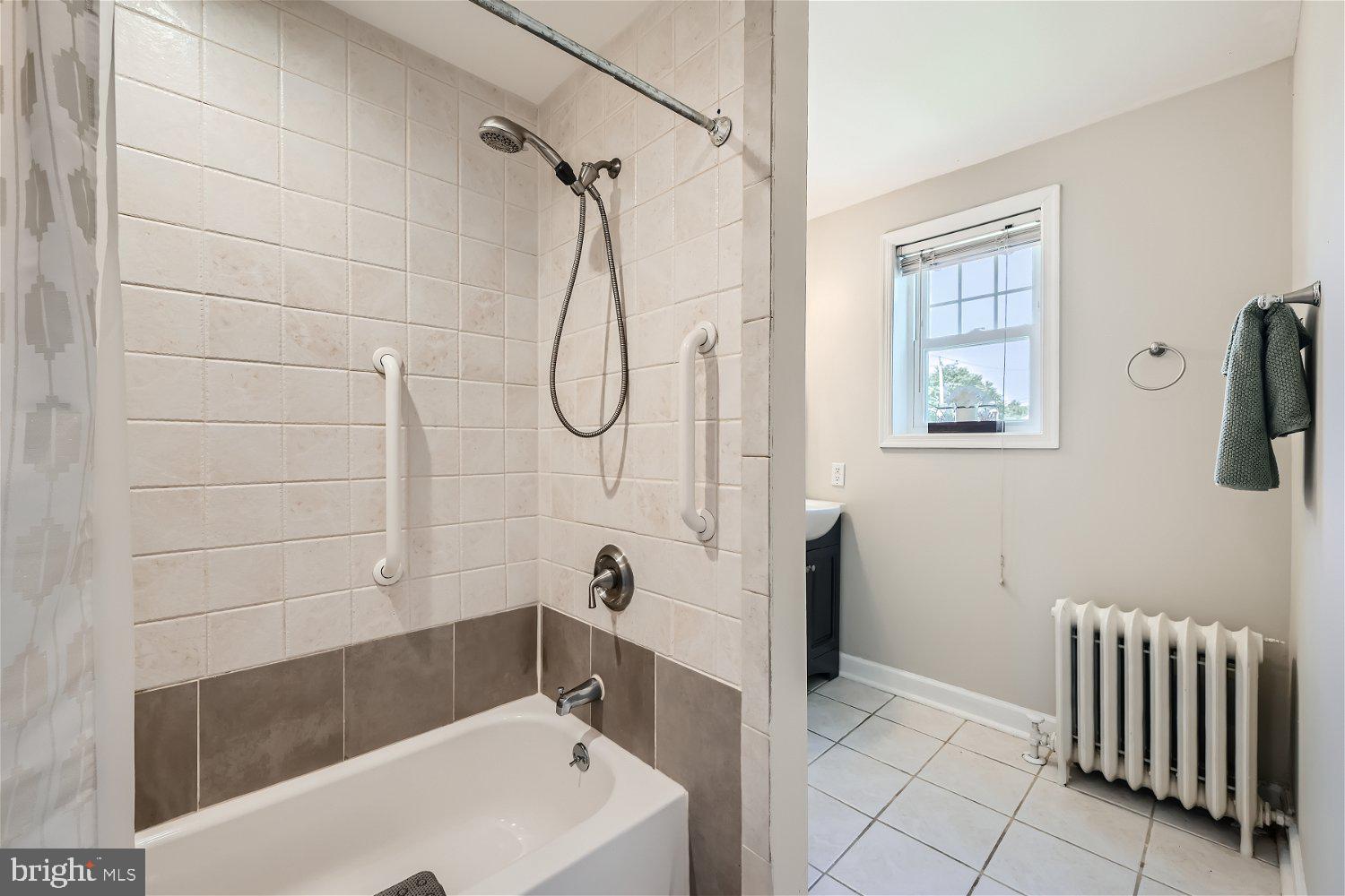 3014 WOODSIDE AVENUE