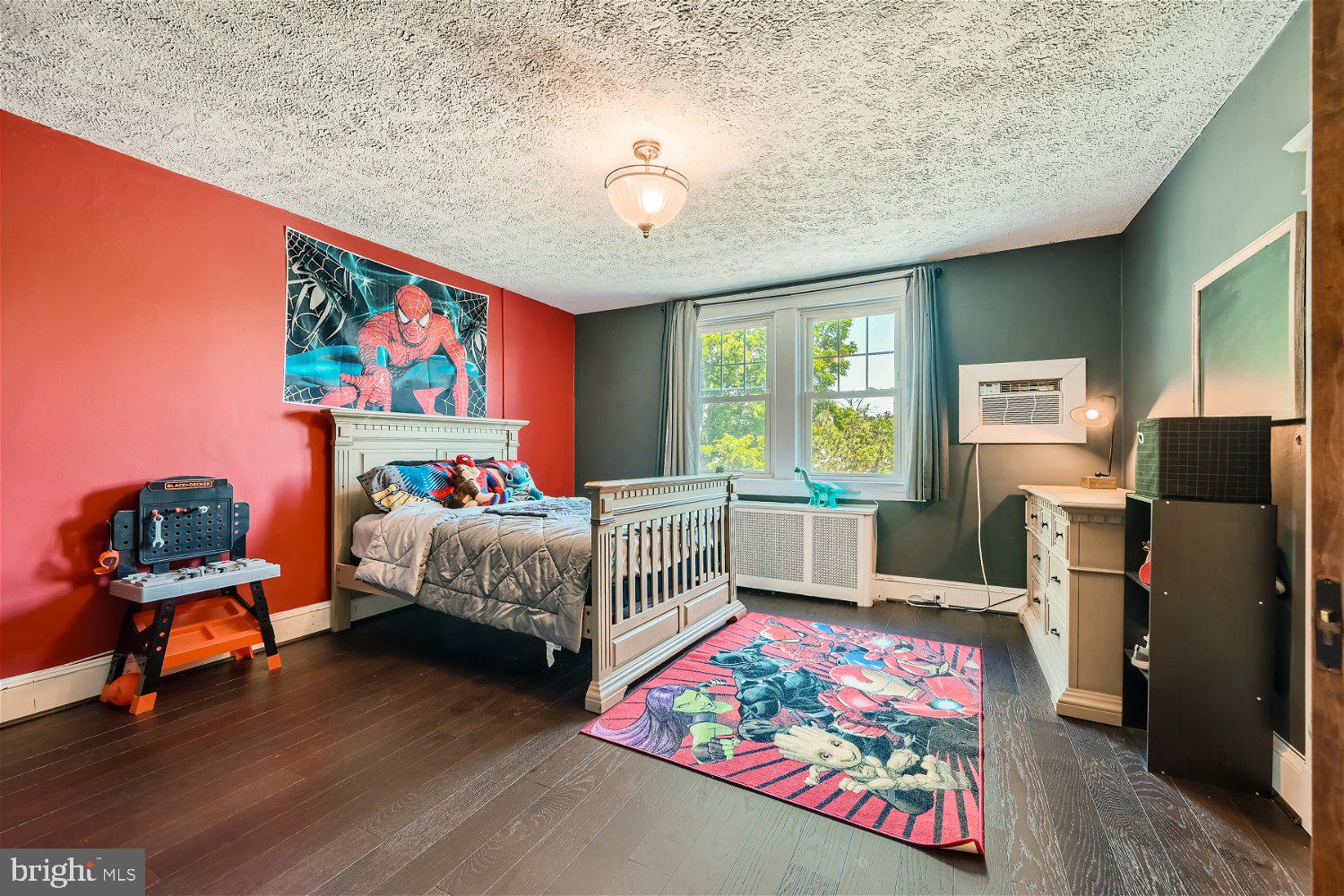 3014 WOODSIDE AVENUE