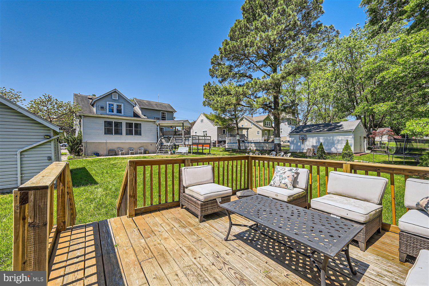 3014 WOODSIDE AVENUE