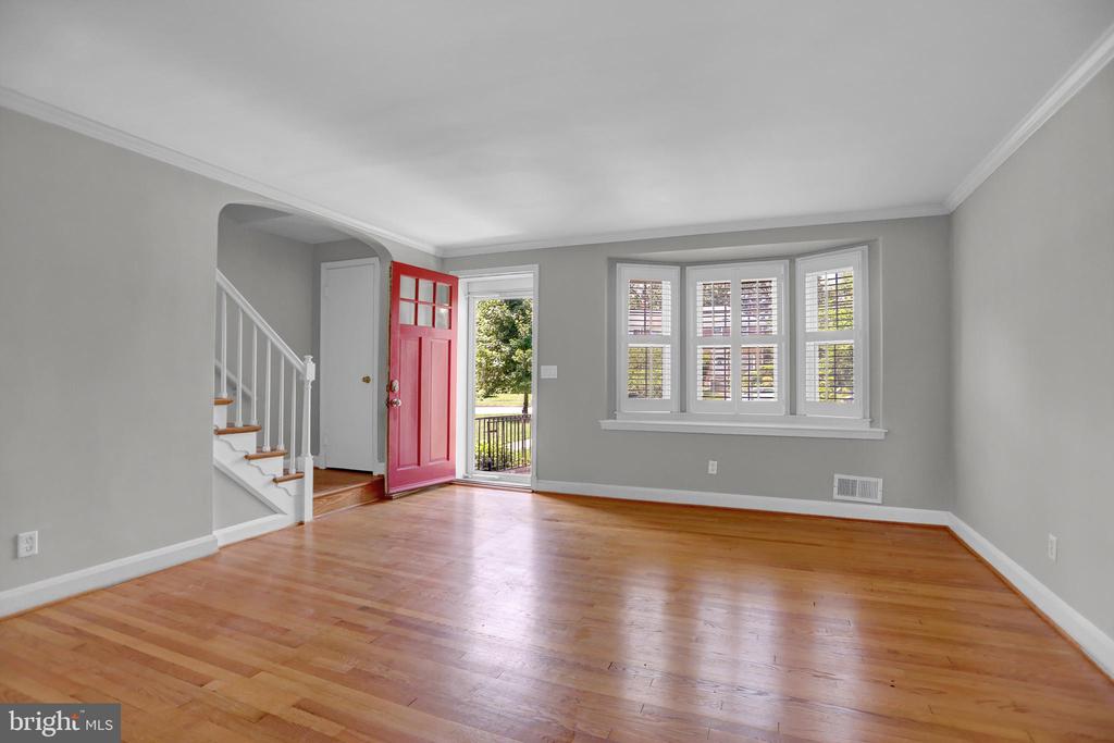 308 OLD TRAIL ROAD