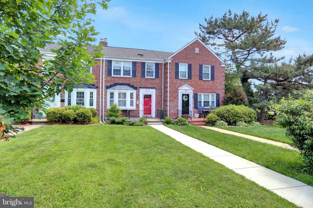 308 OLD TRAIL ROAD