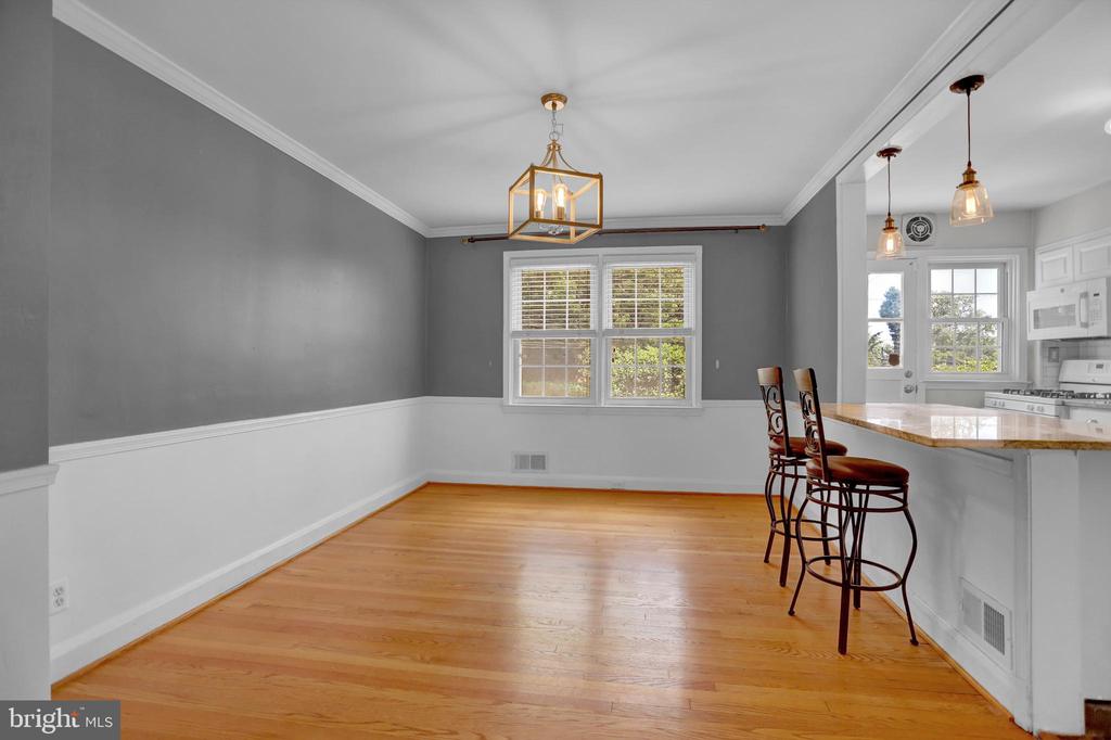 308 OLD TRAIL ROAD